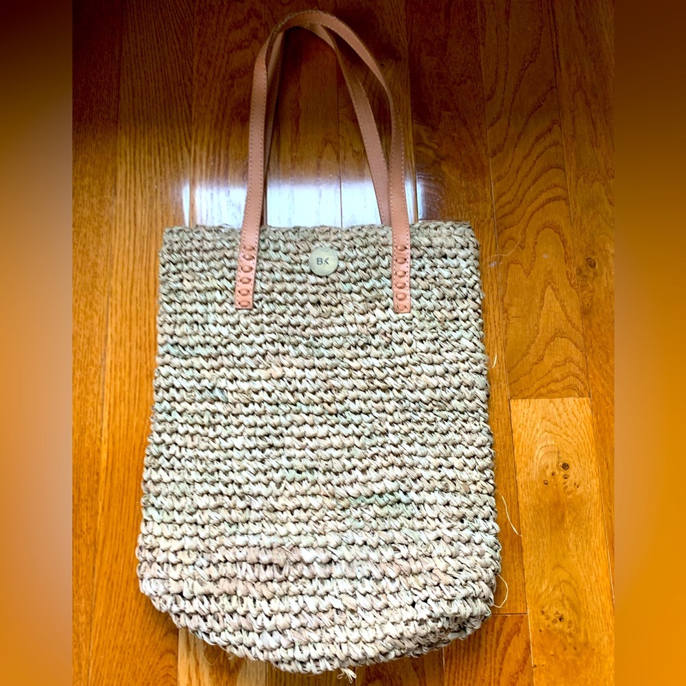 NEW raffia shoulder tote